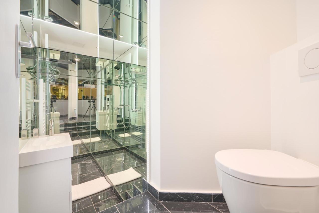 Amazing Studio 2P - Place Saint Georges/ Martyrs Parijs Buitenkant foto