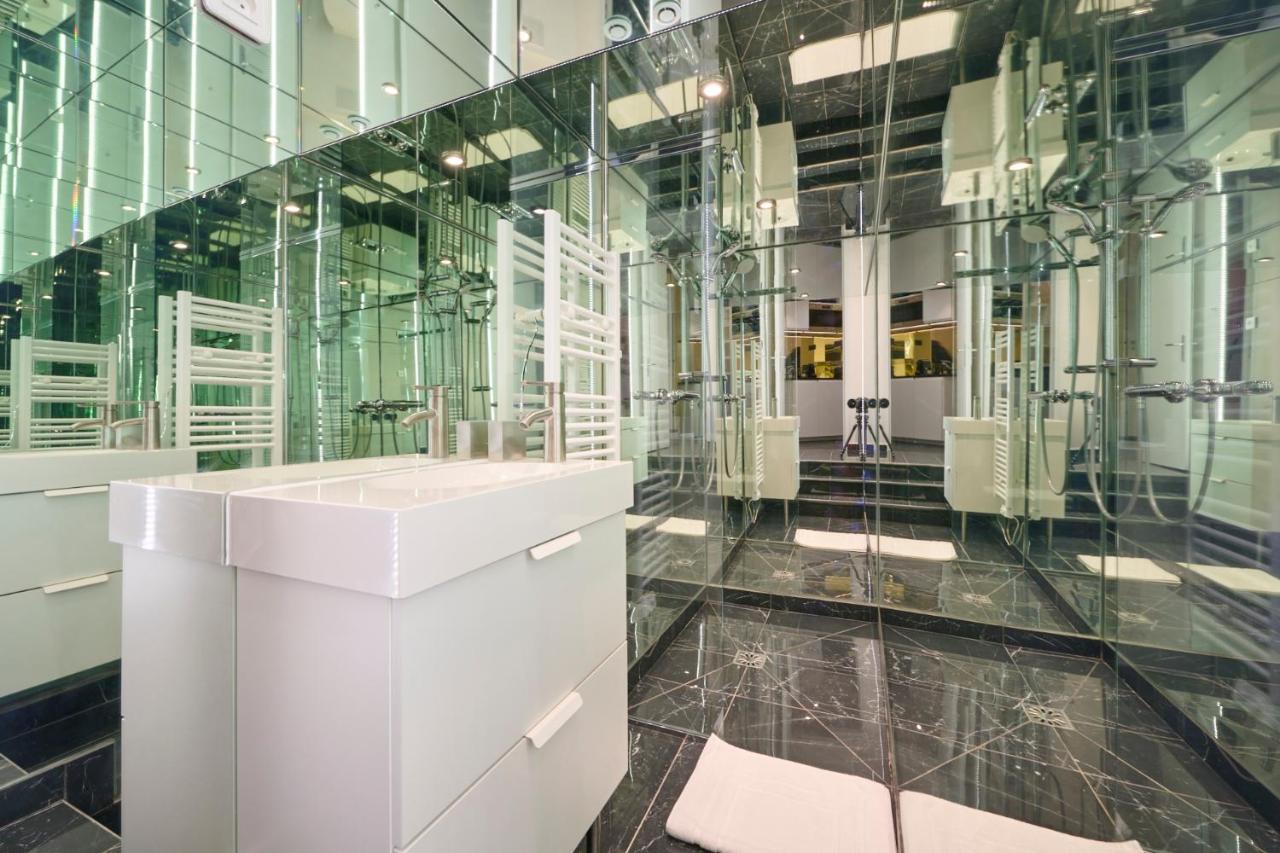 Amazing Studio 2P - Place Saint Georges/ Martyrs Parijs Buitenkant foto